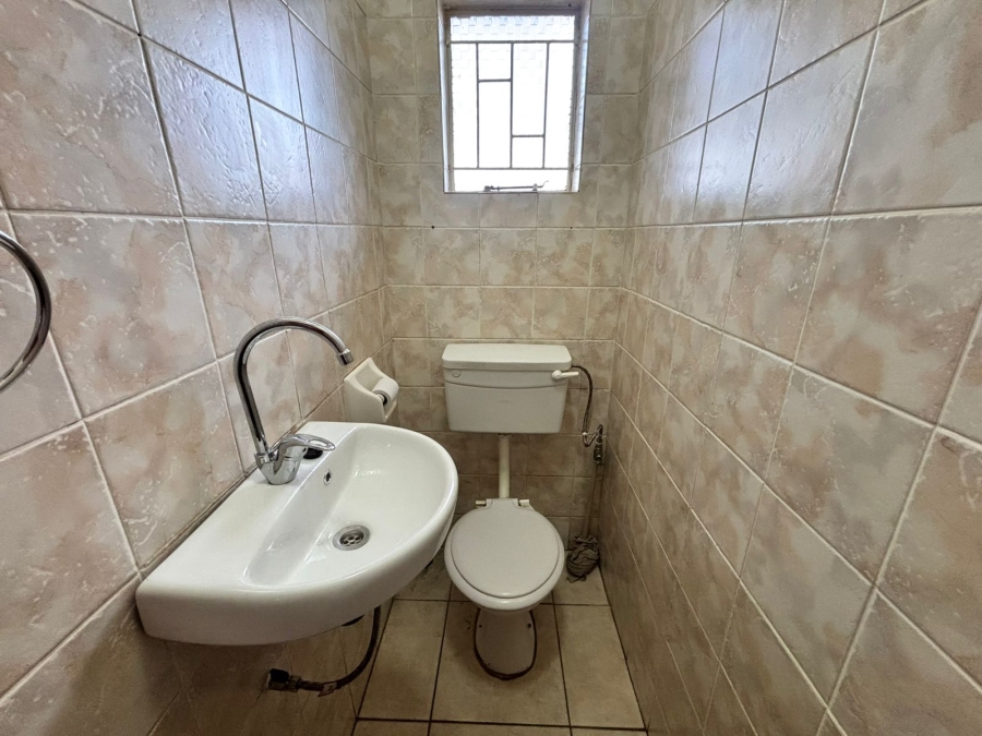 To Let 3 Bedroom Property for Rent in Miederpark North West